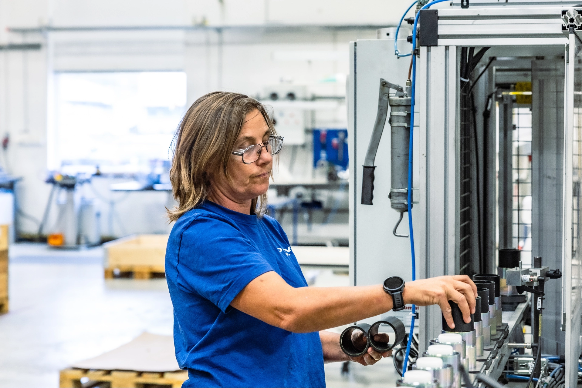 opw-plastic-solutions-processes-assembly-mob